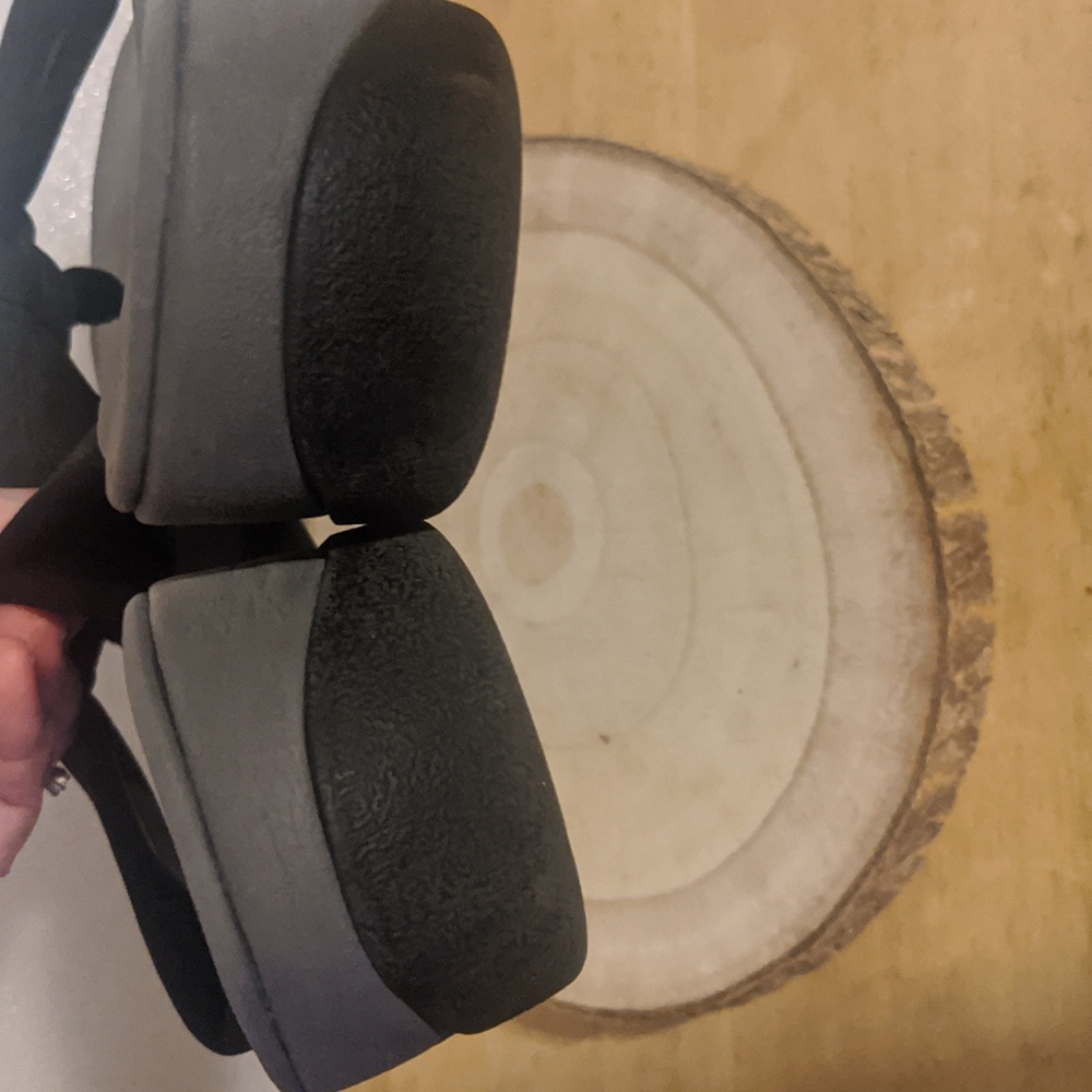 Clarks Cloudstepper Cushion Soft Flip Flop Sandal… - image 6